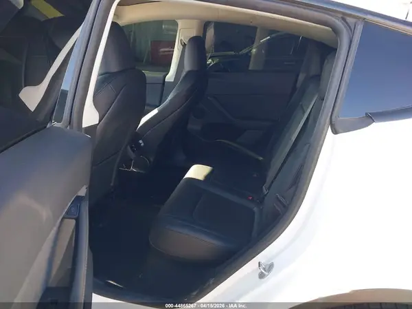 7SAYGDEF2PF839598 2023 TESLA MODEL Y - Image 8