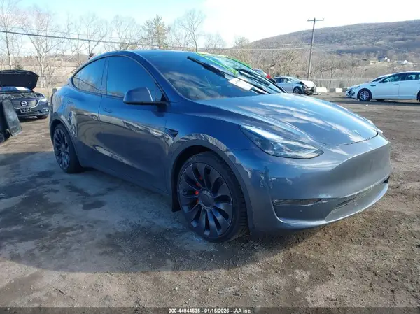 7SAYGDEF2PF854392 2023 TESLA MODEL Y - Image 1