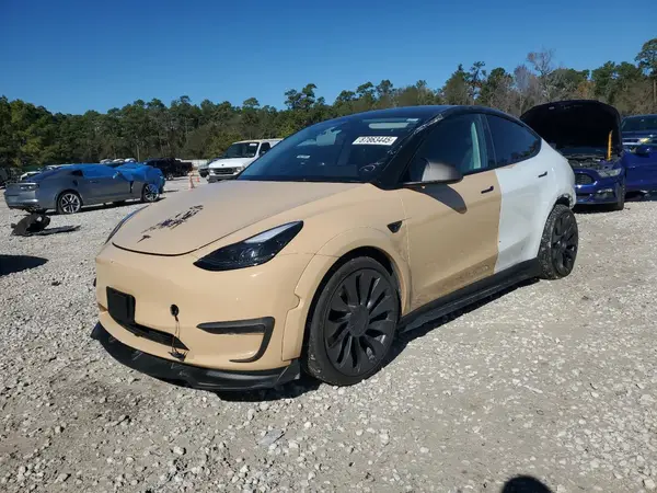 7SAYGDEF2PF860791 2023 TESLA MODEL Y - Image 1