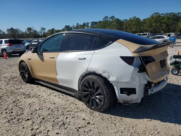 7SAYGDEF2PF860791 2023 TESLA MODEL Y - Image 2