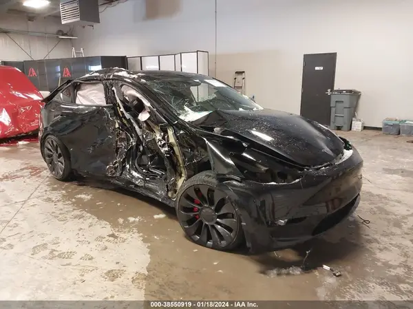 7SAYGDEF2PF862119 2023 TESLA MODEL Y - Image 1