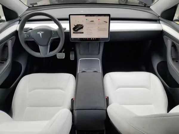 7SAYGDEF2PF874674 2023 TESLA MODEL Y - Image 8