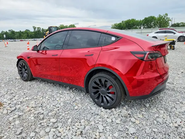 7SAYGDEF2PF881883 2023 TESLA MODEL Y - Image 2
