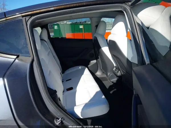 7SAYGDEF2PF909312 2023 TESLA MODEL Y - Image 8