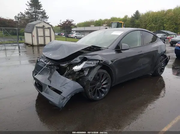 7SAYGDEF2PF912338 2023 TESLA MODEL Y - Image 2