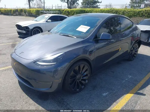7SAYGDEF2PF912453 2023 TESLA MODEL Y - Image 2