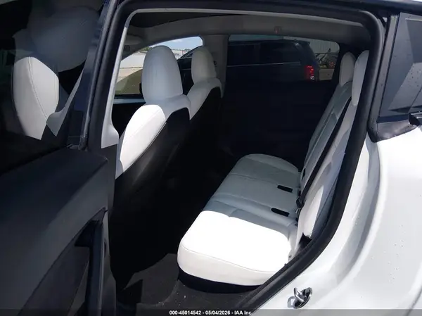 7SAYGDEF2PF939295 2023 TESLA MODEL Y - Image 8