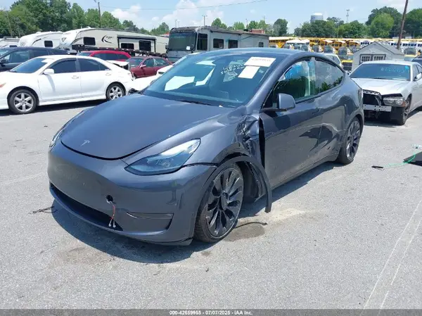 7SAYGDEF2PF969185 2023 TESLA MODEL Y - Image 2