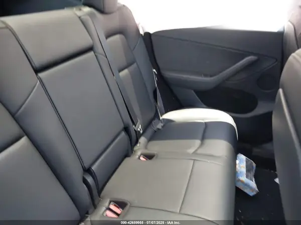 7SAYGDEF2PF969185 2023 TESLA MODEL Y - Image 8