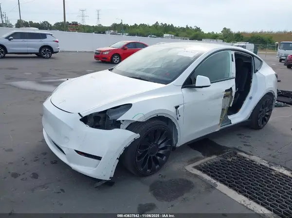 7SAYGDEF2PF969512 2023 TESLA MODEL Y - Image 2