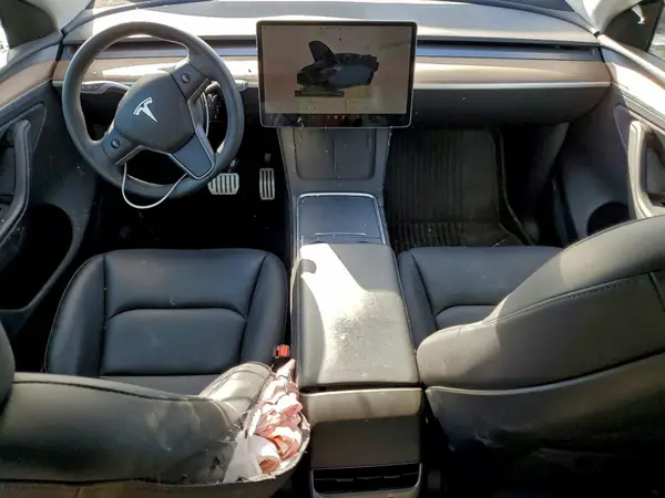 7SAYGDEF2RA304688 2024 TESLA MODEL Y - Image 8