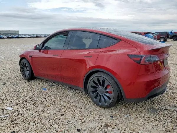 7SAYGDEF2RA327341 2024 TESLA MODEL Y - Image 2