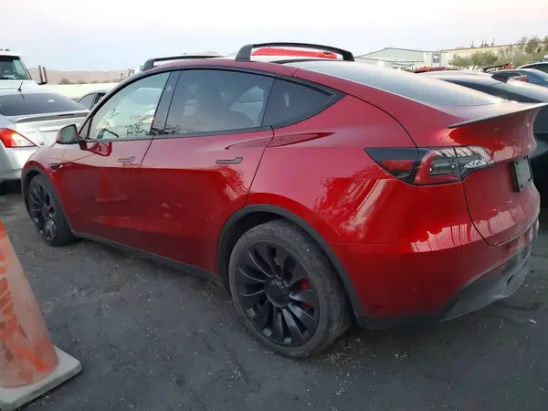 7SAYGDEF2RF023834 2024 TESLA MODEL Y - Image 2