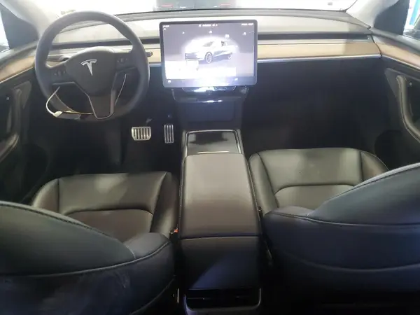 7SAYGDEF2RF024627 2024 TESLA MODEL Y - Image 8