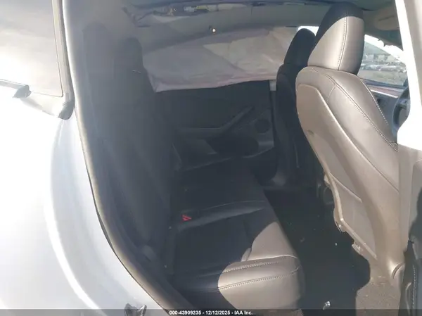 7SAYGDEF2RF150535 2024 TESLA MODEL Y - Image 8