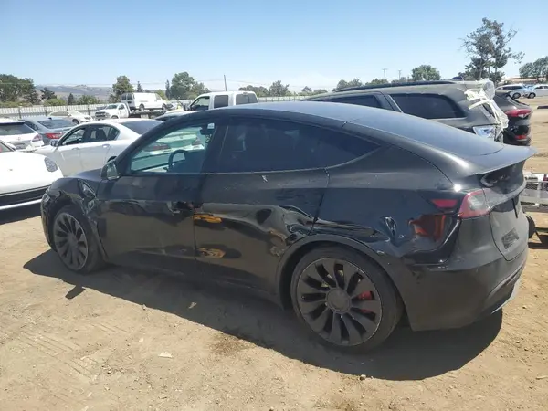 7SAYGDEF2RF199217 2024 TESLA MODEL Y - Image 2