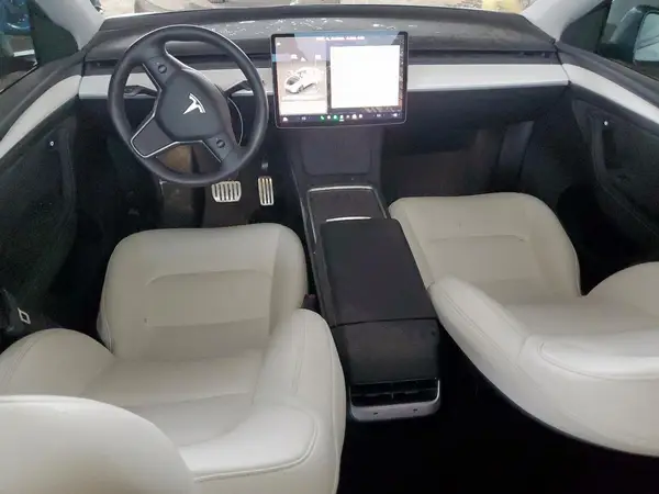 7SAYGDEF2SA341696 2025 TESLA MODEL Y - Image 8