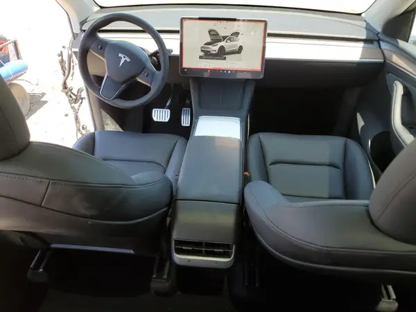 7SAYGDEF2SF225899 2025 TESLA MODEL Y - Image 8