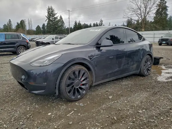 7SAYGDEF2SF267568 2025 TESLA MODEL Y - Image 1