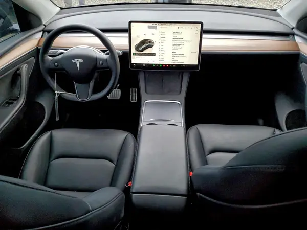 7SAYGDEF2SF267568 2025 TESLA MODEL Y - Image 8