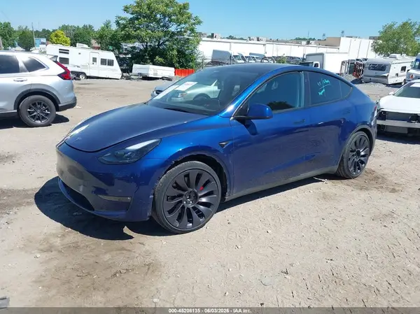 7SAYGDEF2SF309172 2025 TESLA MODEL Y - Image 2