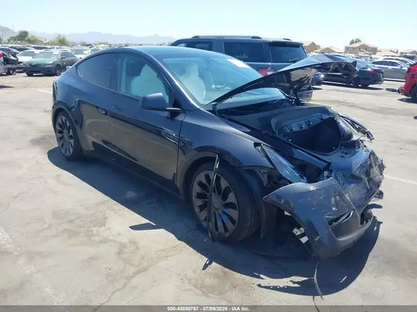7SAYGDEF2SF311570 2025 TESLA MODEL Y - Image 1
