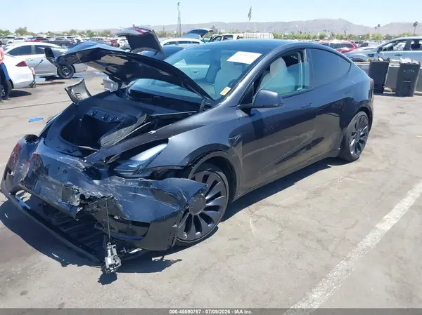 7SAYGDEF2SF311570 2025 TESLA MODEL Y - Image 2