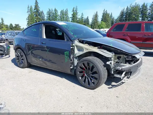 7SAYGDEF3NF320329 2022 TESLA MODEL Y - Image 1