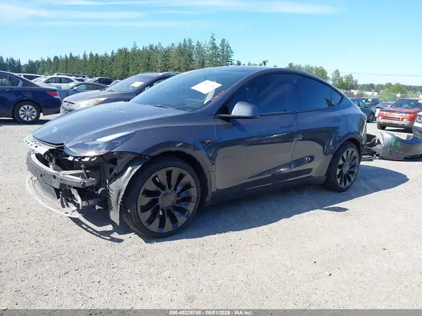 7SAYGDEF3NF320329 2022 TESLA MODEL Y - Image 2