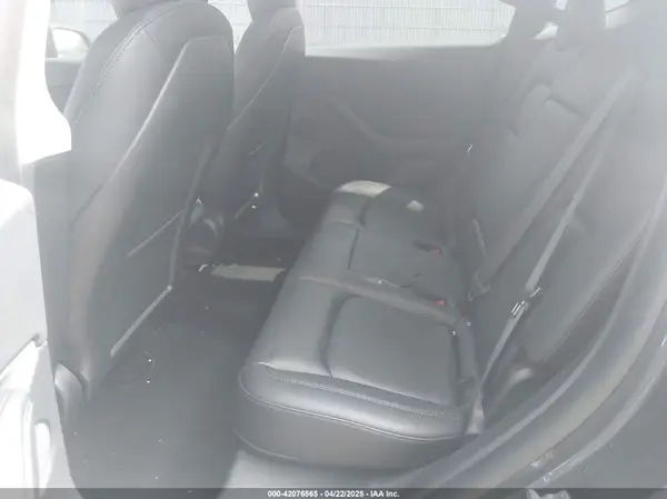 7SAYGDEF3NF324705 2022 TESLA MODEL Y - Image 8
