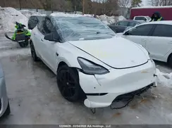 7SAYGDEF3NF325031 2022 TESLA MODEL Y