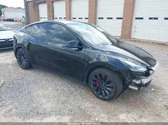 7SAYGDEF3NF328009 2022 TESLA MODEL Y