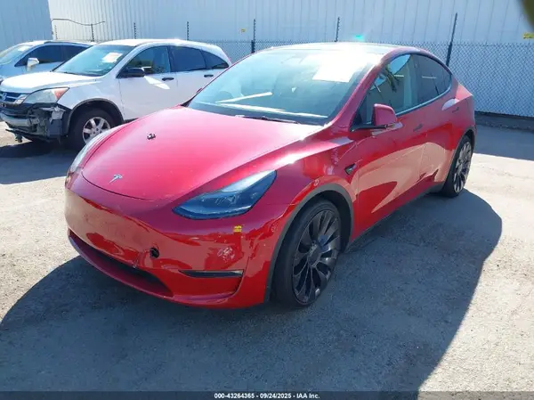 7SAYGDEF3NF340645 2022 TESLA MODEL Y - Image 2