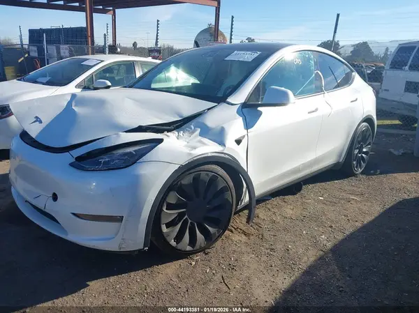 7SAYGDEF3NF342380 2022 TESLA MODEL Y - Image 2