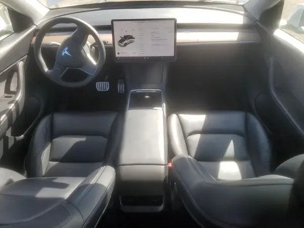 7SAYGDEF3NF348857 2022 TESLA MODEL Y - Image 8