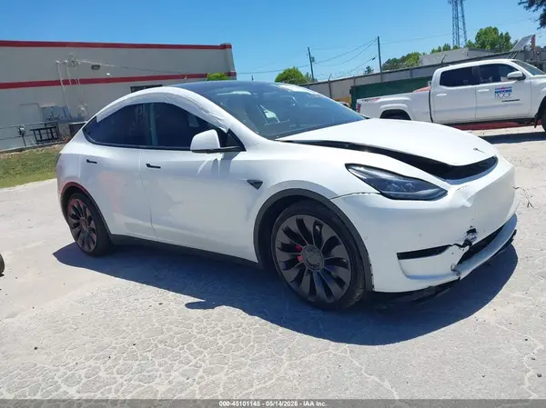 7SAYGDEF3NF379669 2022 TESLA MODEL Y - Image 1