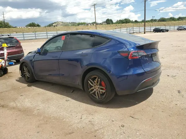 7SAYGDEF3NF387982 2022 TESLA MODEL Y - Image 2