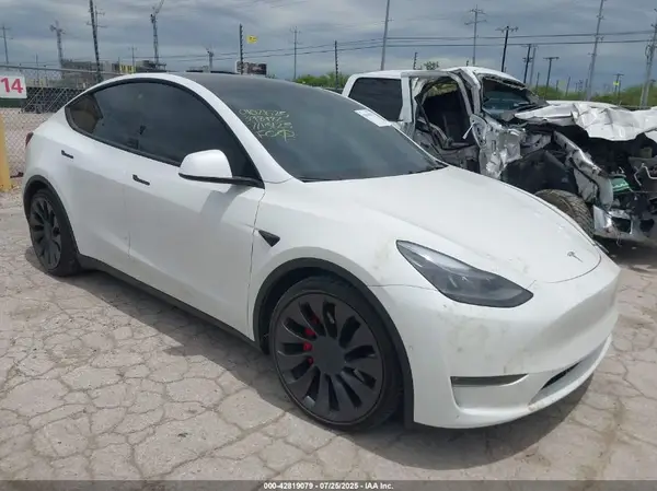 7SAYGDEF3NF398982 2022 TESLA MODEL Y - Image 1
