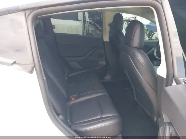 7SAYGDEF3NF398982 2022 TESLA MODEL Y - Image 8