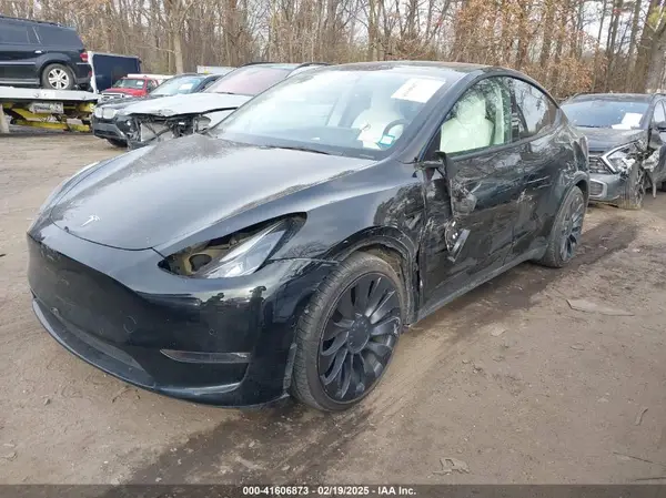 7SAYGDEF3NF399971 2022 TESLA MODEL Y - Image 2