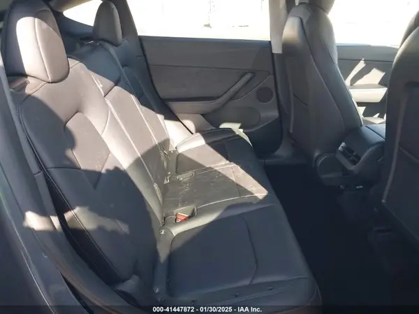 7SAYGDEF3NF403775 2022 TESLA MODEL Y - Image 8