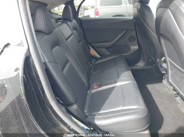 7SAYGDEF3NF404621 2022 TESLA MODEL Y - Image 8