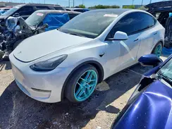 7SAYGDEF3NF407048 2022 TESLA MODEL Y