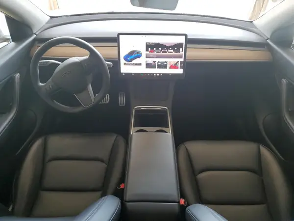 7SAYGDEF3NF414436 2022 TESLA MODEL Y - Image 8
