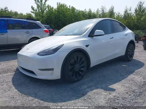 7SAYGDEF3NF415313 2022 TESLA MODEL Y - Image 2