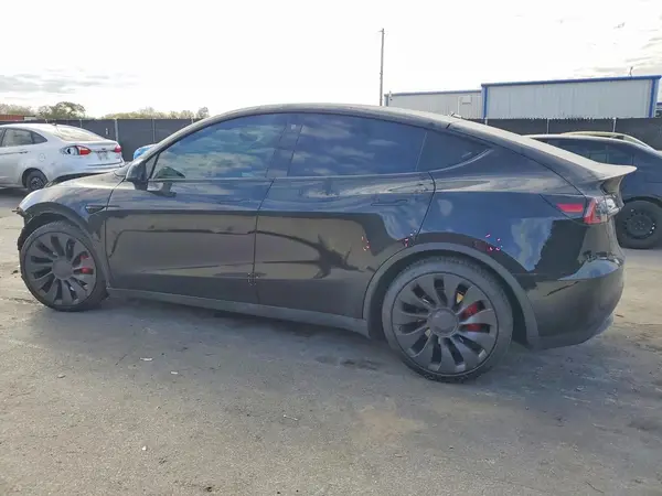 7SAYGDEF3NF437683 2022 TESLA MODEL Y - Image 2