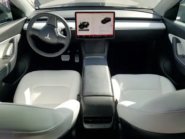7SAYGDEF3NF437683 2022 TESLA MODEL Y - Image 8