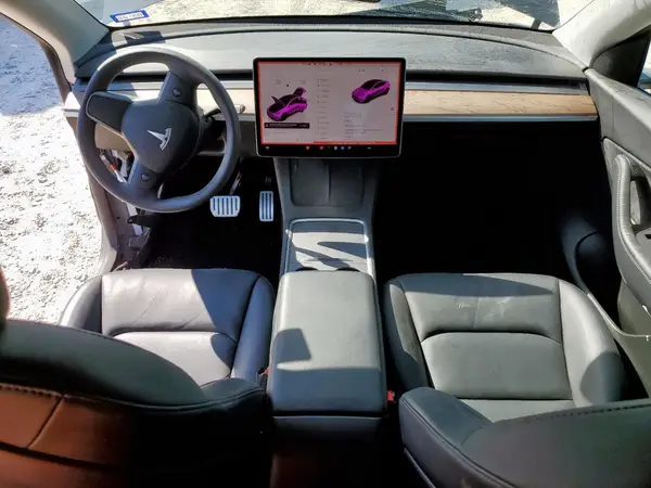 7SAYGDEF3NF443970 2022 TESLA MODEL Y - Image 8