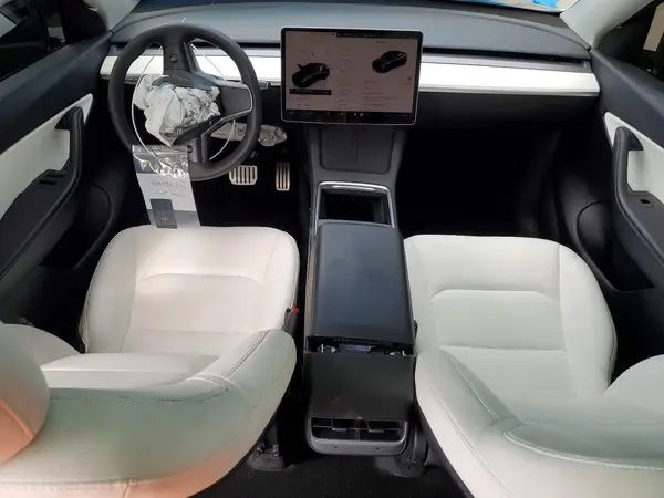 7SAYGDEF3NF445475 2022 TESLA MODEL Y - Image 8