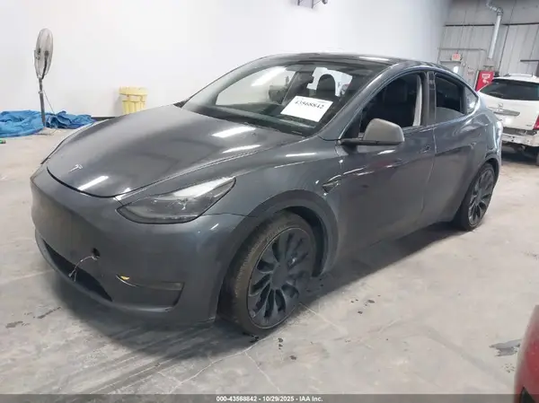 7SAYGDEF3NF456539 2022 TESLA MODEL Y - Image 2